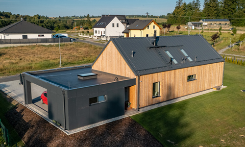 Rodinný dům VESPER HOMES na Jesenicku s obklady z Hardie® Panelů