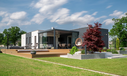 Fasádní panely HardiePanel® na rodinném domě firmy Eko Modular